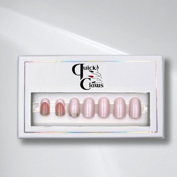 White press on nails with glitter - Picture 2 of 3